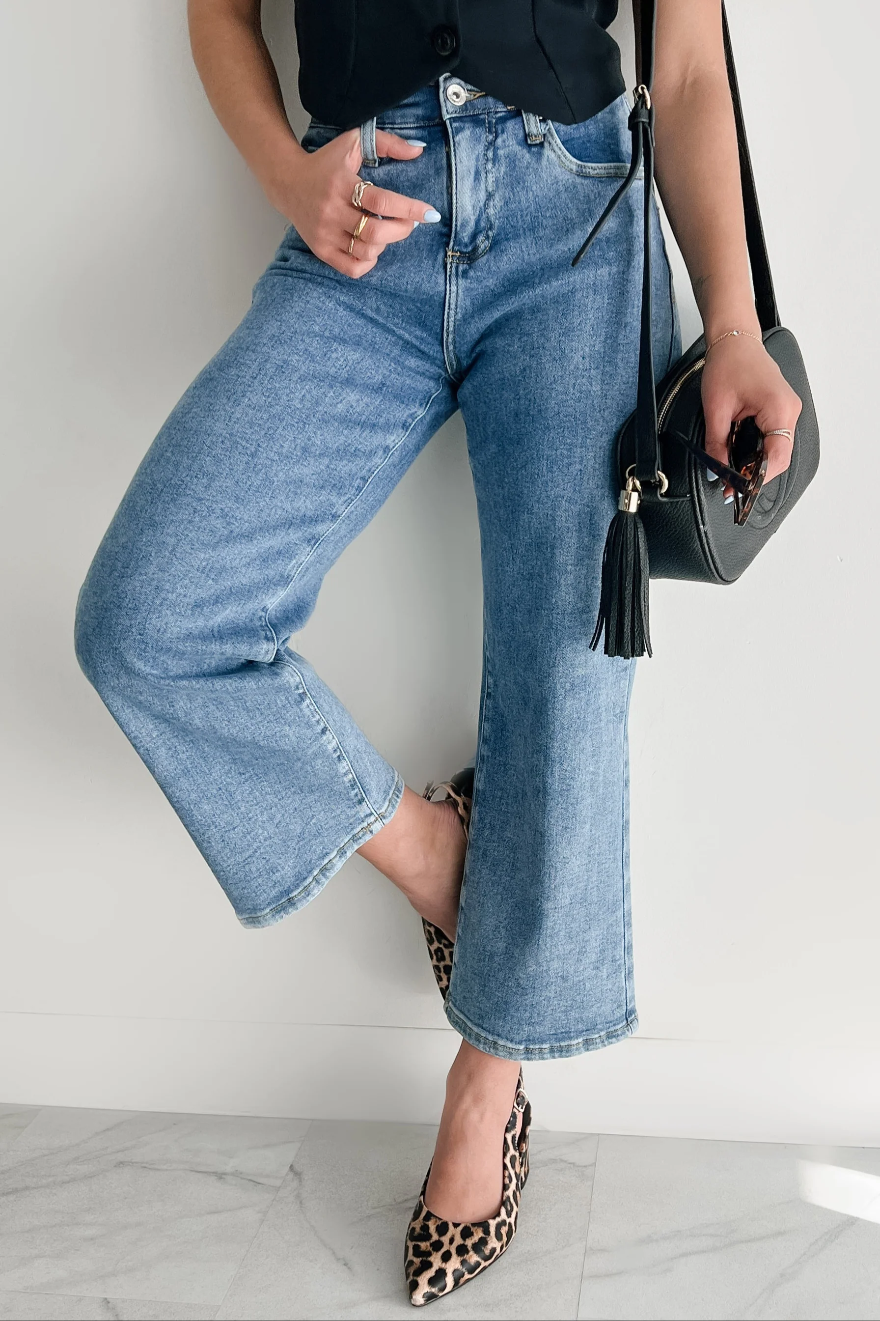 Bennie High Rise Tummy Control Special A Wide Crop Jeans (Light)