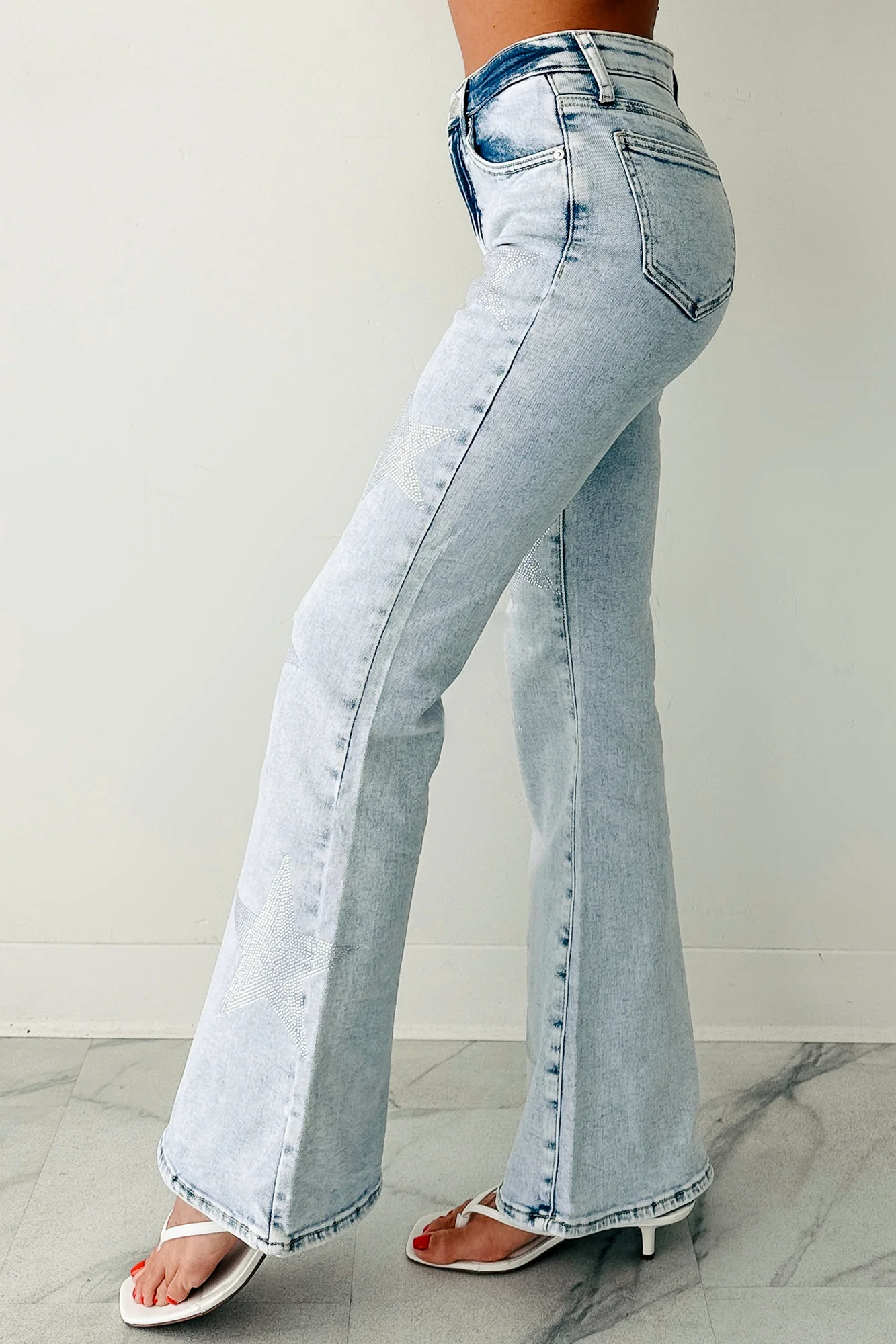 Gwen Tummy Control Saige Flare Star Jeans (Light) - Image 4