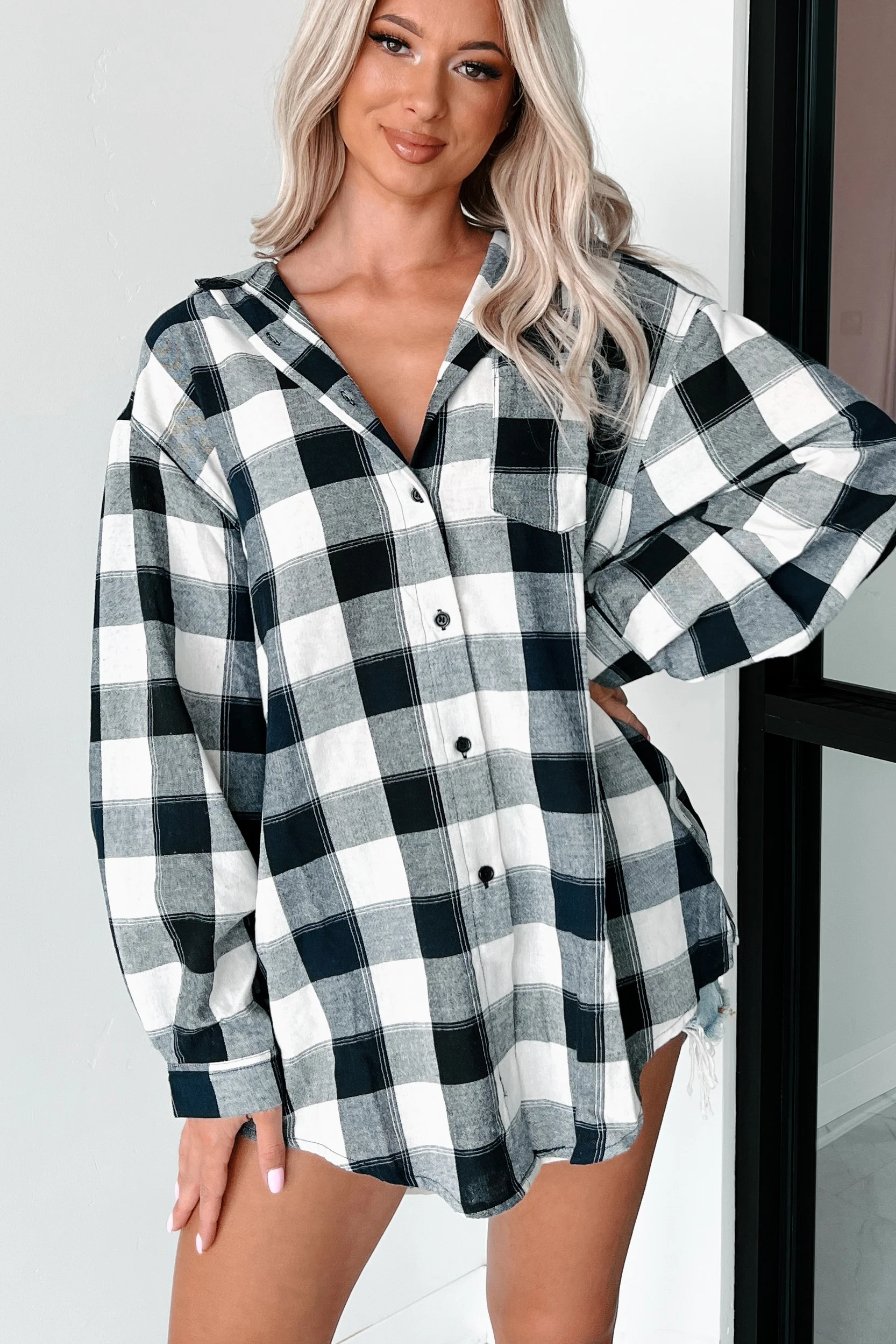 Just Being Myself Oversized Plaid Linen Shirt (Navy) - Image 7