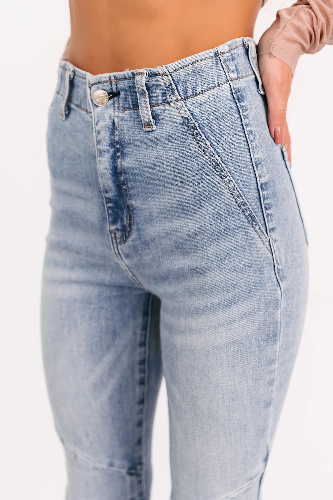 Keller Tummy Control Flare Saige Denim Jeans (Light) - Image 7