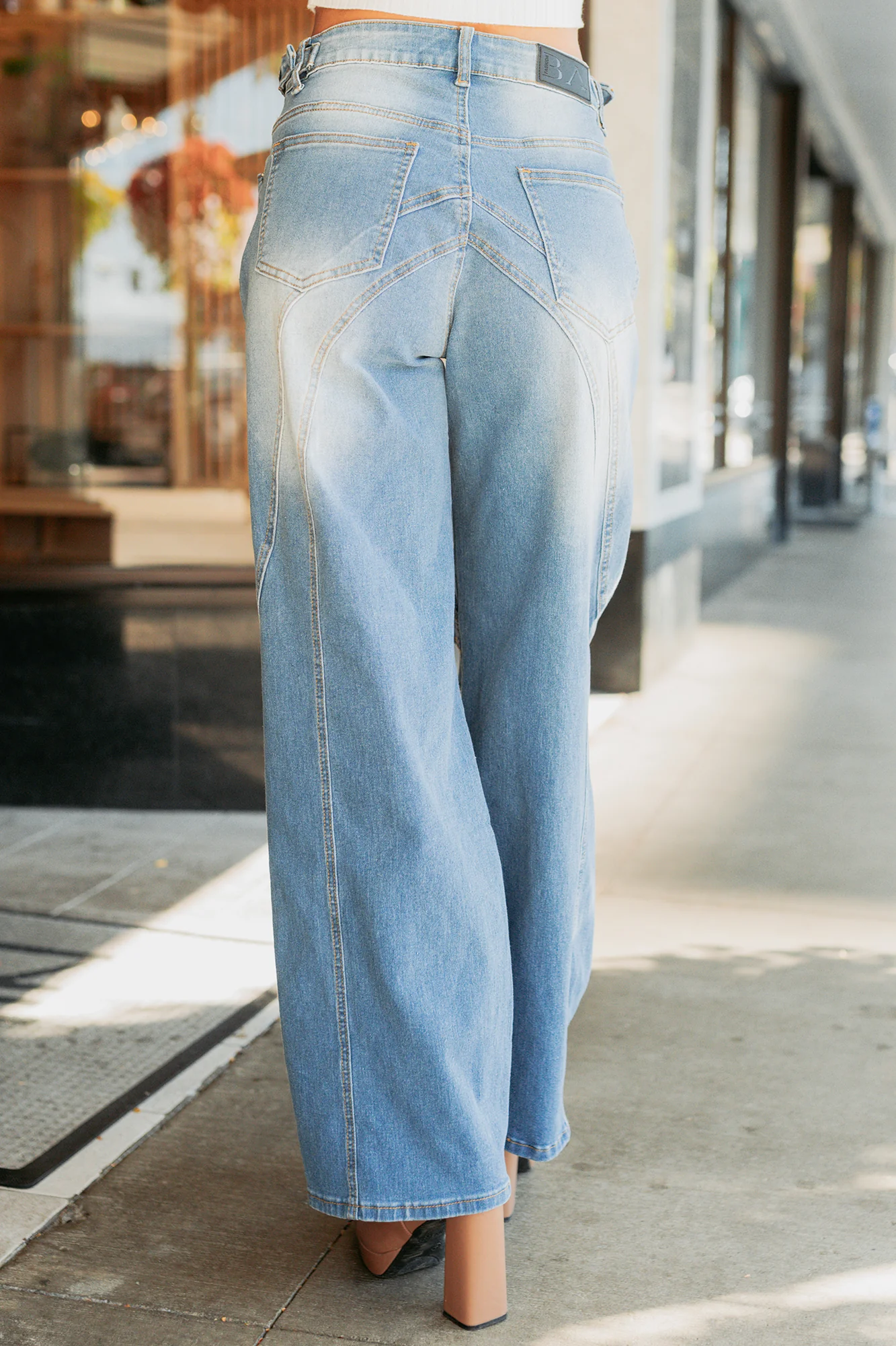 Martin High Rise Balboa Barrel Jeans (Medium) - Image 5