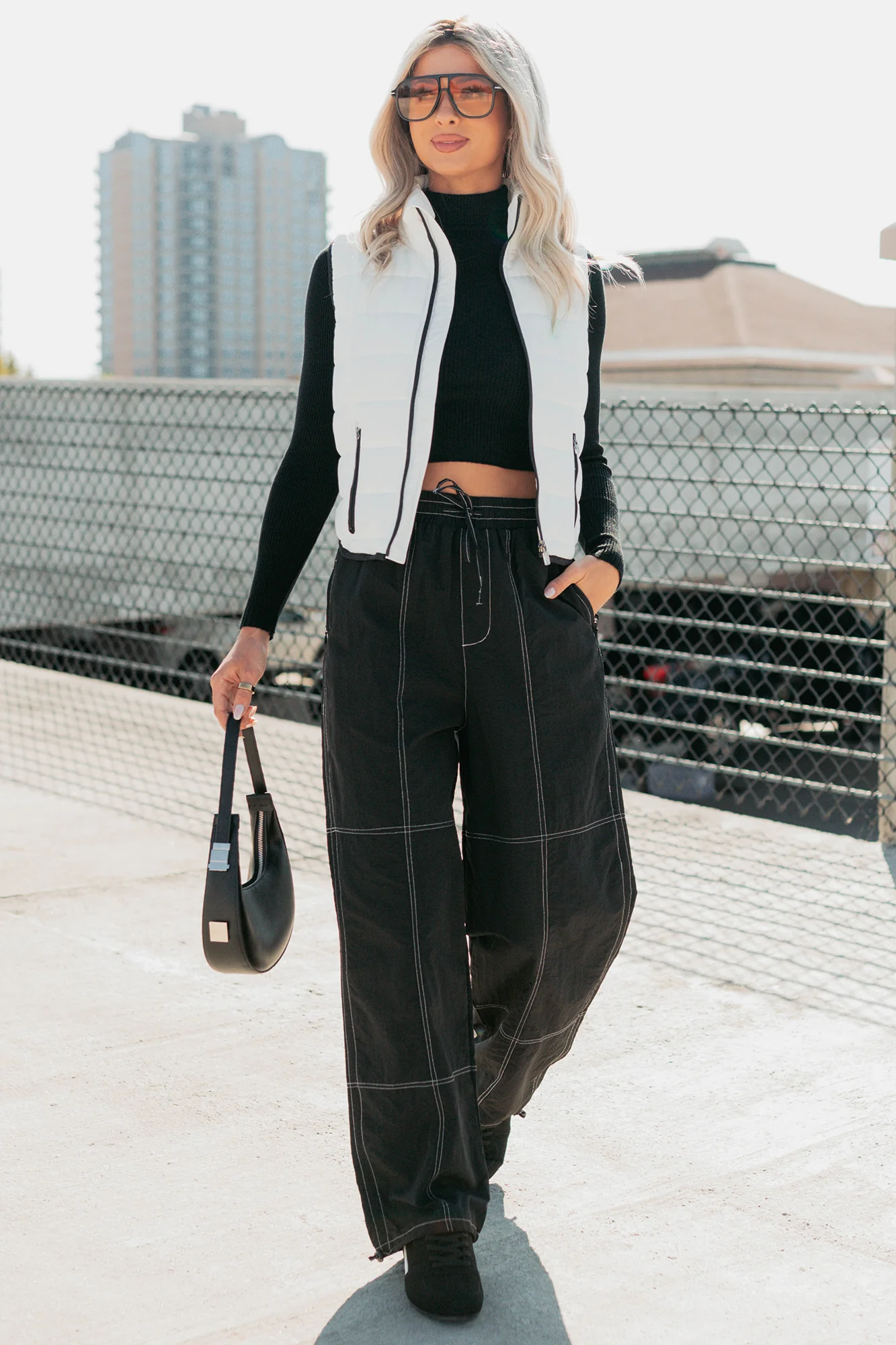 No Plot Needed Parachute Jogger Pants (Black)