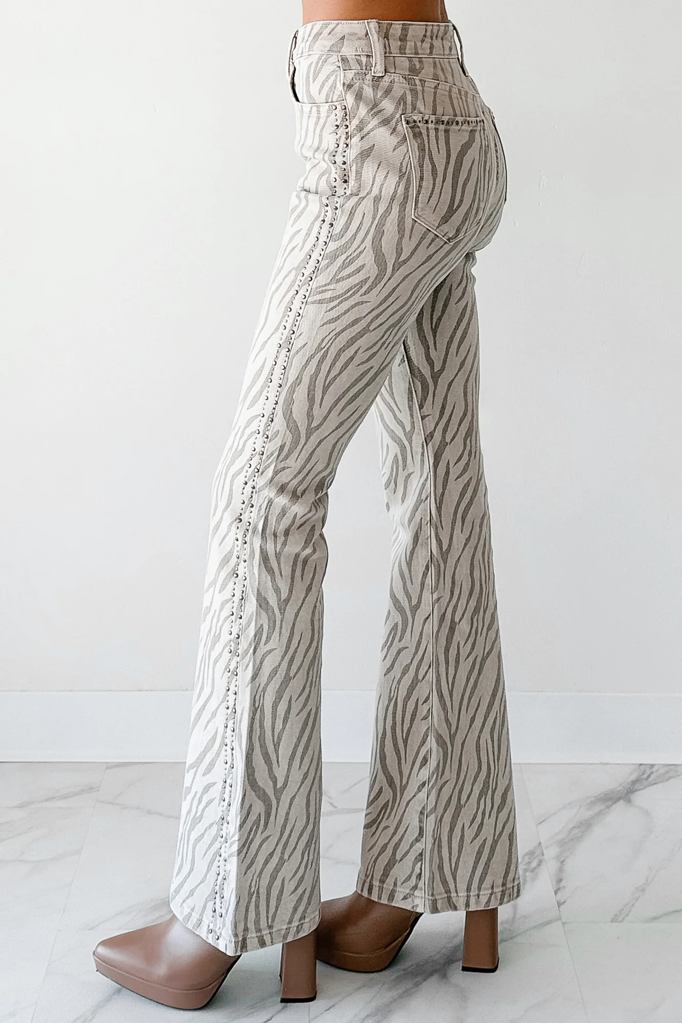 Philip Zebra Studded Flare Kancan Jeans (Beige) - Image 3
