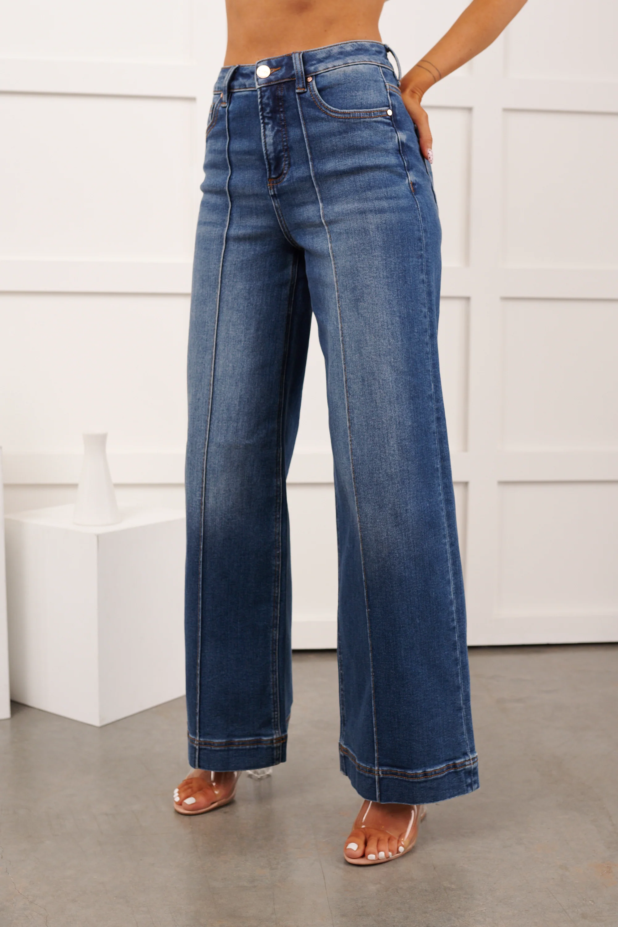 Renata High Rise Wide Leg Risen Jeans (Medium) - Image 5