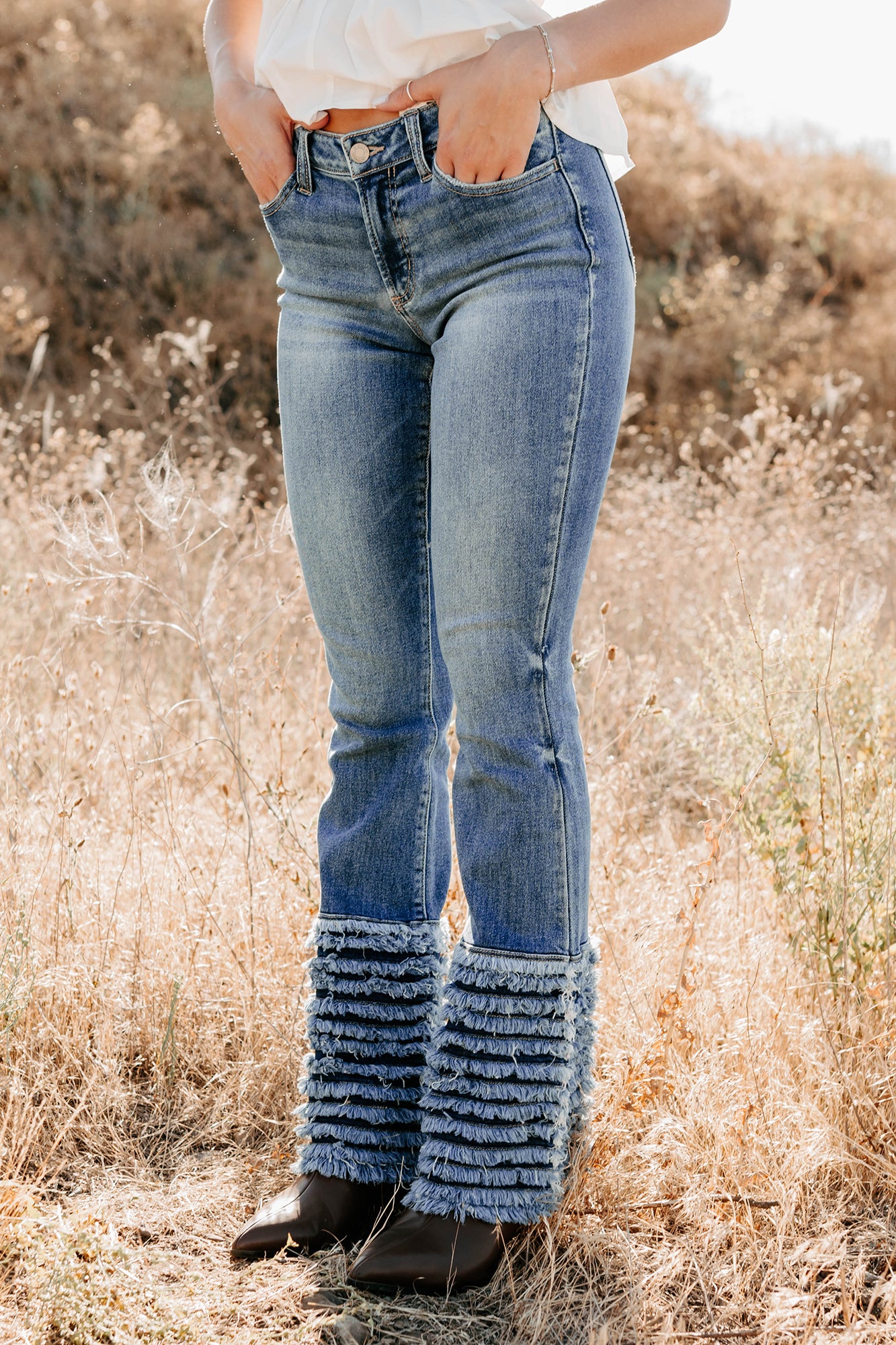 Vera Mid Rise Frayed Hem Cello Flare Jeans (Medium) - Image 7